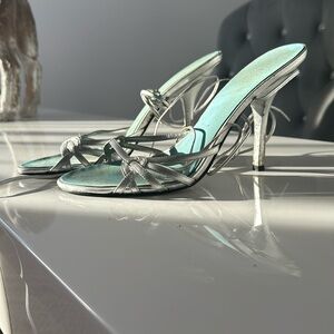Guess tie up heels